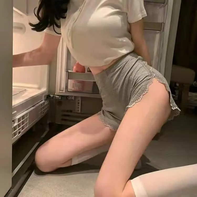 奥斯卡最佳影片《寄生虫》1080P未删减：穷人与富人的空间折叠，人性太可怕！