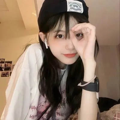朴赞郁吸血鬼神作《蝙蝠》1080P未删减：神父变成吸血鬼后的欲望挣扎与堕落